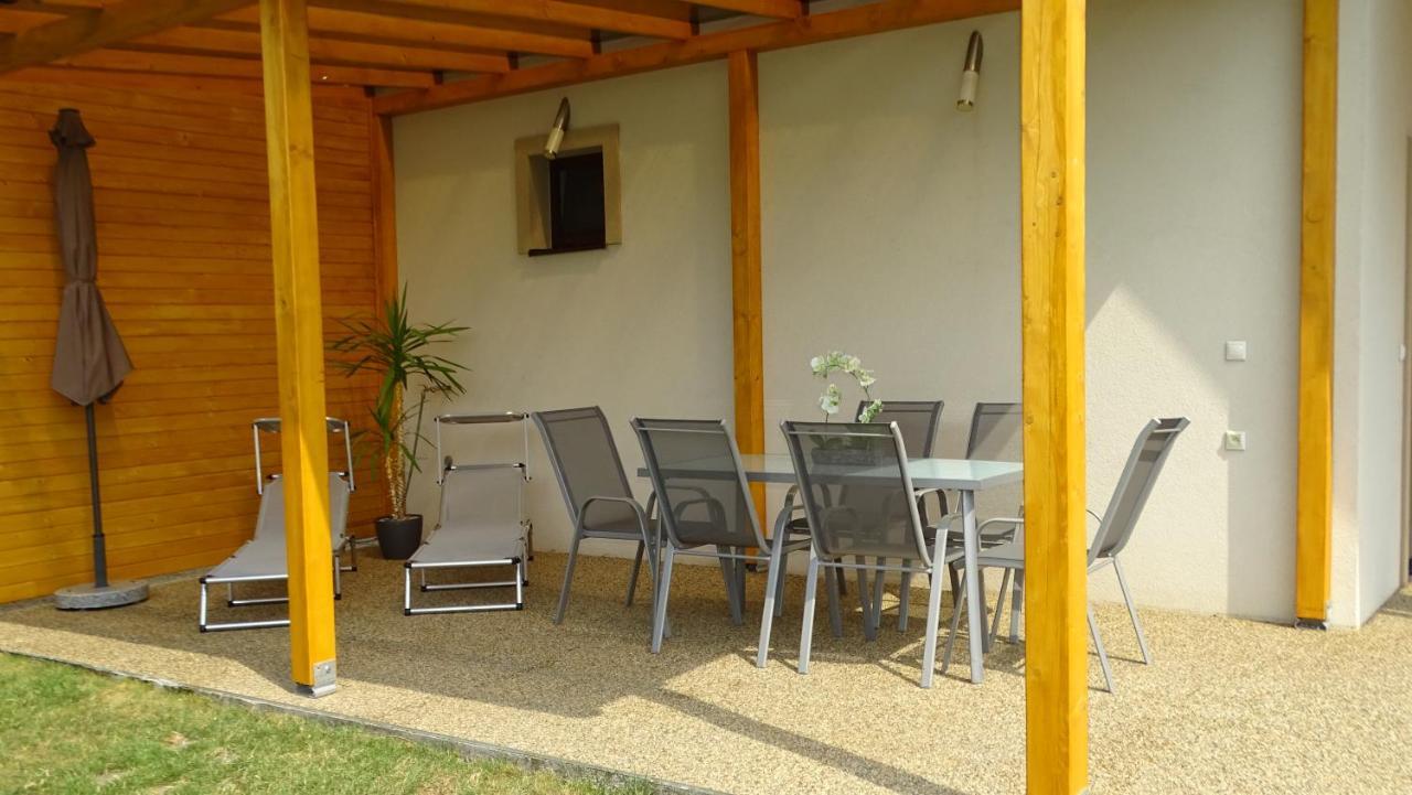 Kimy Home Mojmírovce Exterior foto
